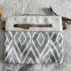 Crossbody bag